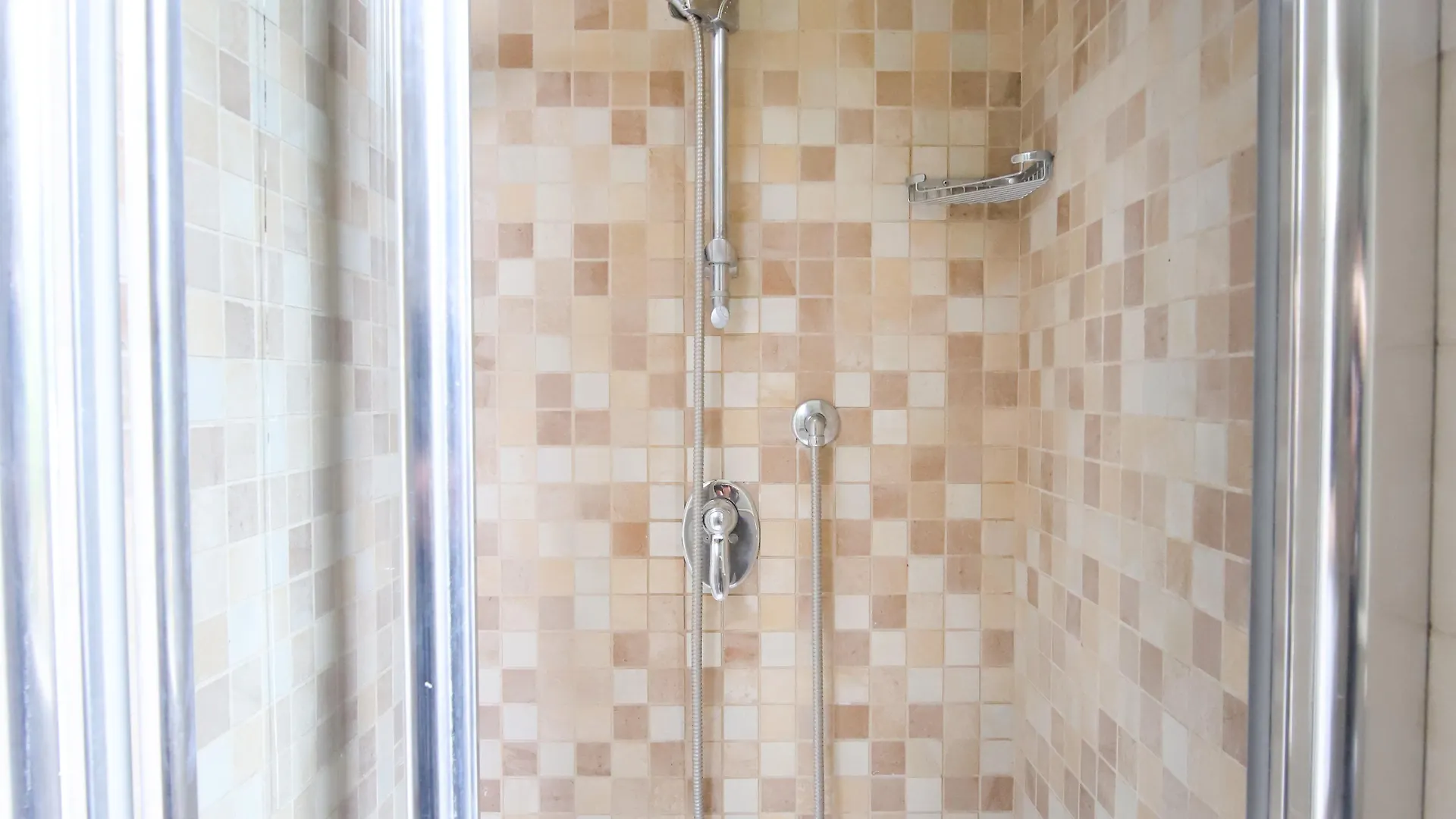 ****  Hotel Latinum Rome Italy