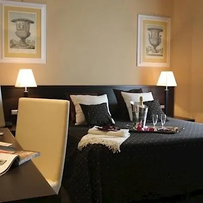 Hotel Latinum Rome 4*,