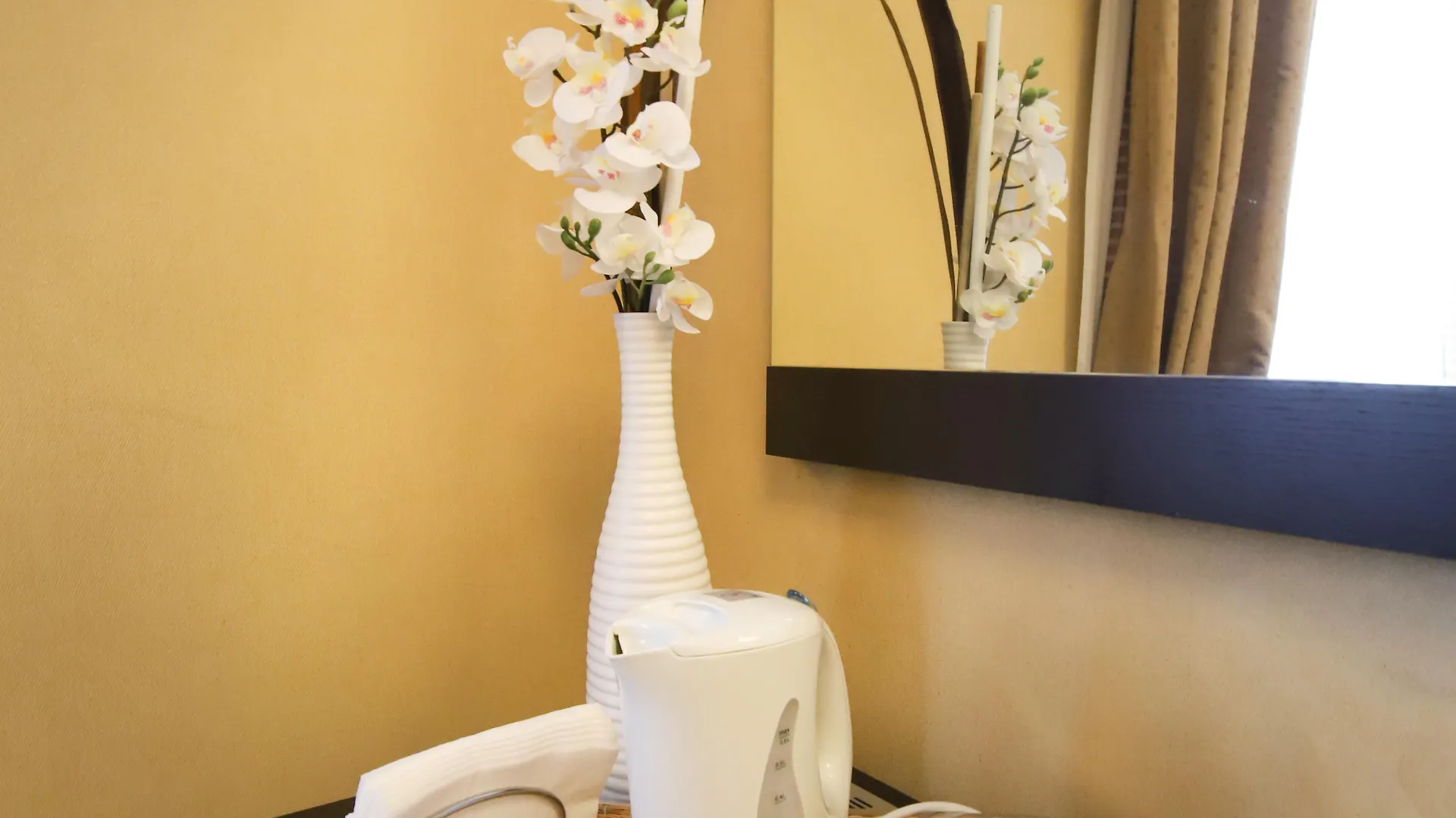 Hotel Latinum Rome 4*,